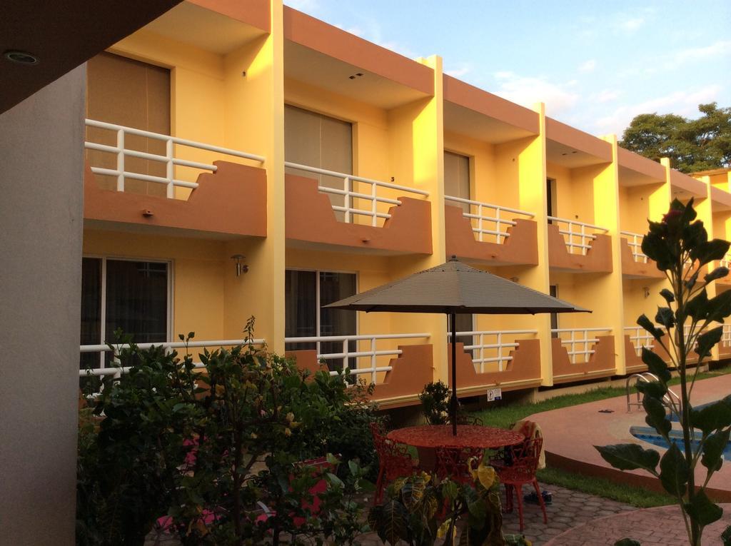 Hotel La Media Luna Inn Huejutla de Reyes エクステリア 写真