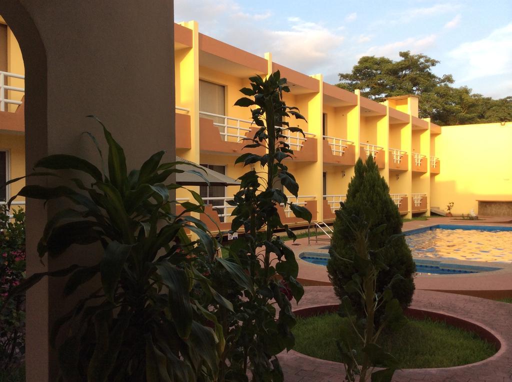 Hotel La Media Luna Inn Huejutla de Reyes エクステリア 写真