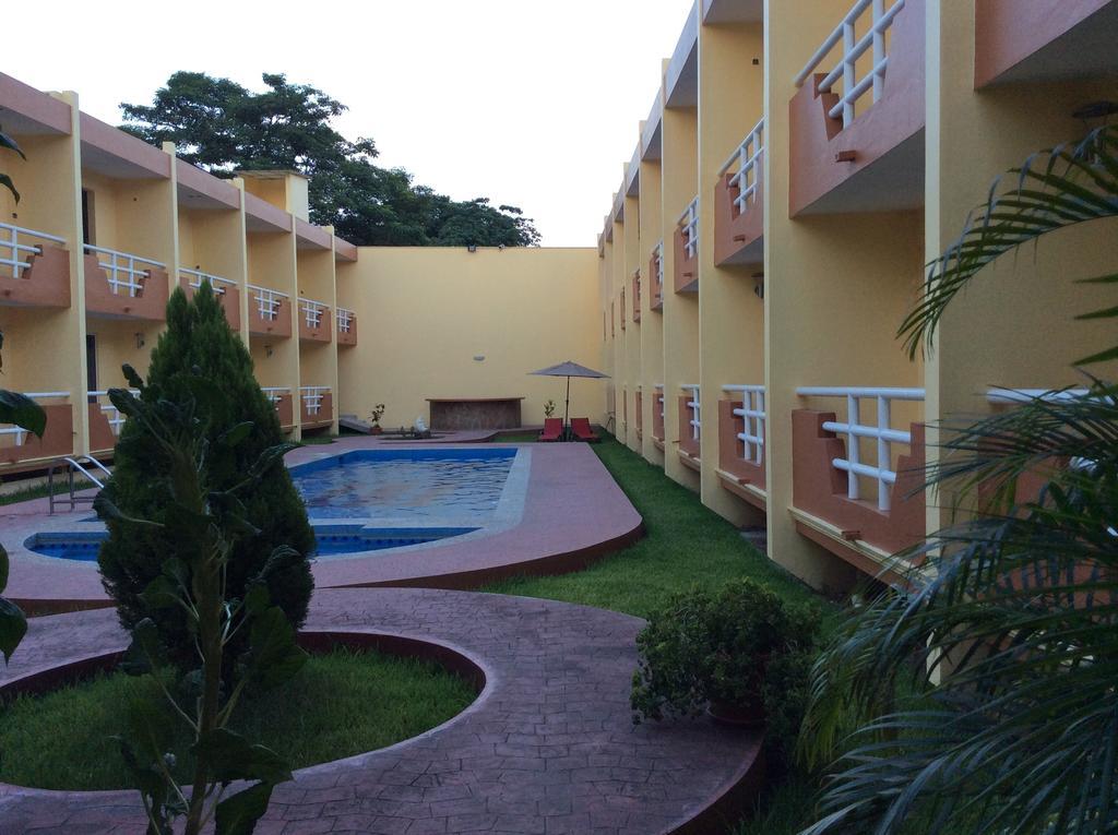 Hotel La Media Luna Inn Huejutla de Reyes エクステリア 写真